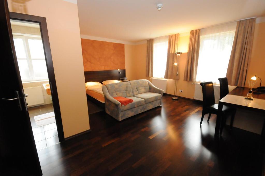 Gasthof Bacher Villach Bagian luar foto