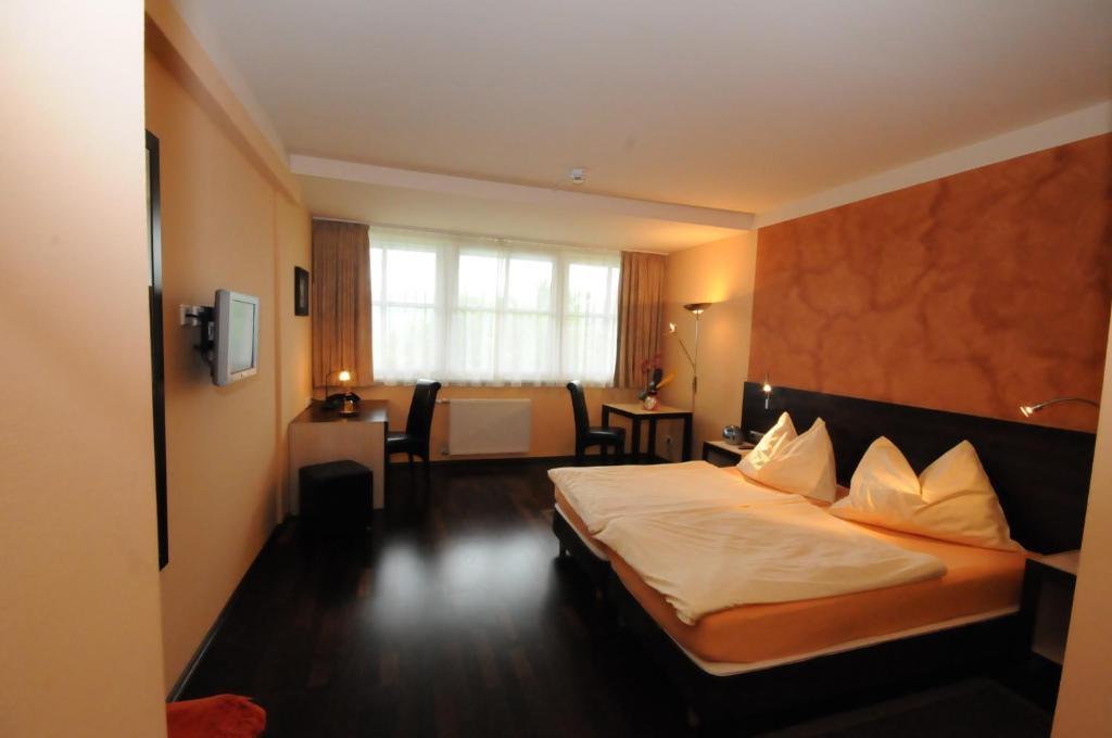 Gasthof Bacher Villach Bagian luar foto