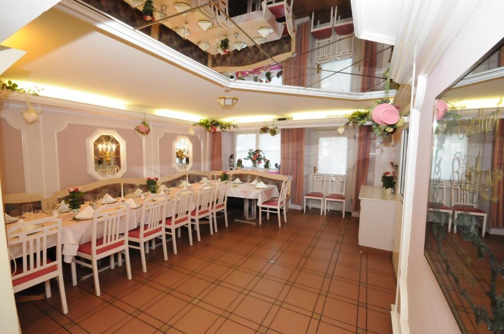 Gasthof Bacher Villach Bagian luar foto
